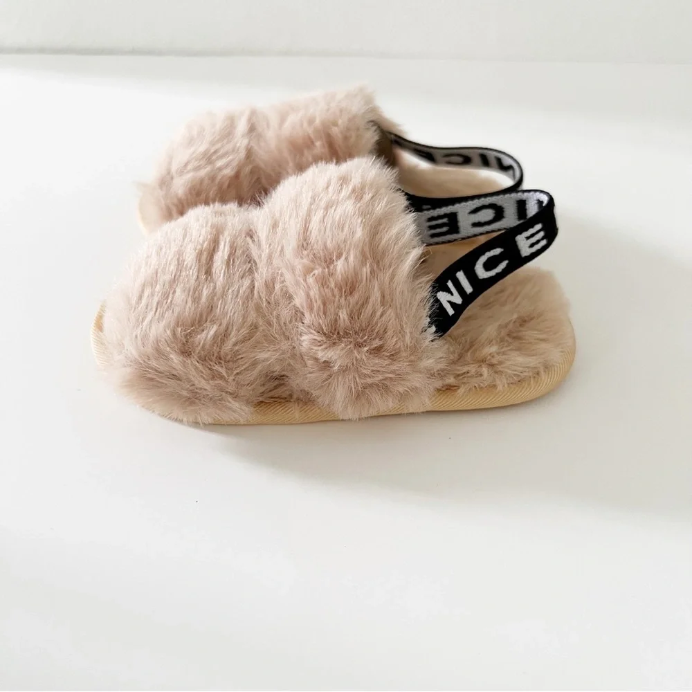 Baby Girl Faux Fur Slippers-Size 5